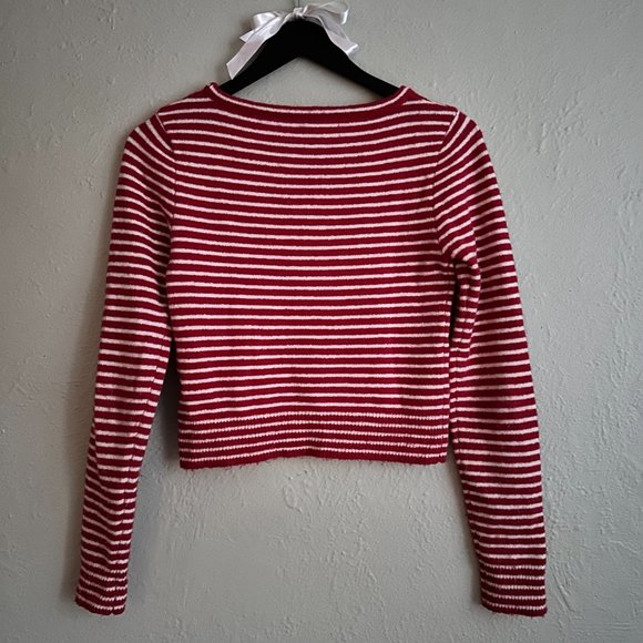 Red and white stripe sweater - Picture 3 of 3